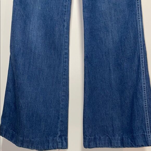 Vintage High-Rise Blue bell bottoms Jeans - Picture 4 of 10